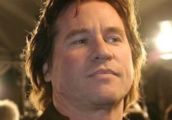 Val Kilmer é o novo acusado de abuso: soco em atriz em teste