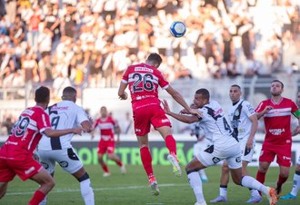 Em boa fase, CRB encara a desesperada Ponte Preta no domingo