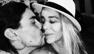 Mãe de André Gonçalves é internada em clínica psiquiátrica às vésperas do casamento do ator