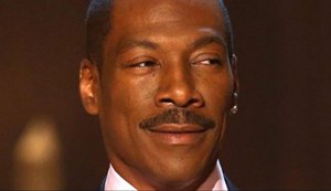 Eddie Murphy anuncia que será pai pela 10ª vez