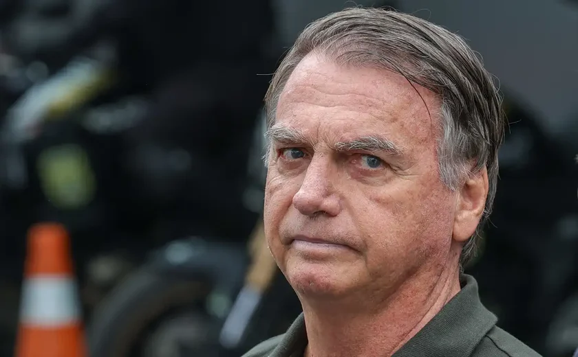 Bolsonaro passa mal e é levado para hospital em Brasília