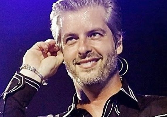 Após laudo, esposa apaga carta em que nega agressão de Victor Chaves