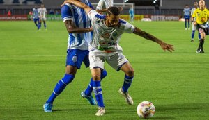 CSA passa sufoco no Rei Pelé, mas vence o Jaciobá com gol nos acréscimos