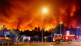 Incêndios na França geram 'nuvens de fogo' que criam clima próprio