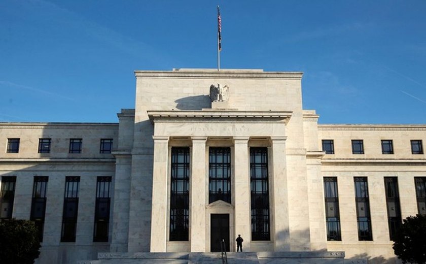 Banco Central dos EUA mantém juros em 1ª reunião após posse de Trump