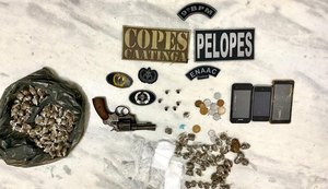 Equipes da PM registram apreensão de armas e drogas