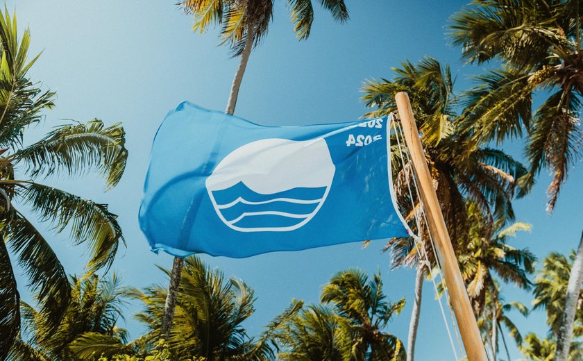 Praia do Patacho tem selo Bandeira Azul renovado para a temporada 2025/2026