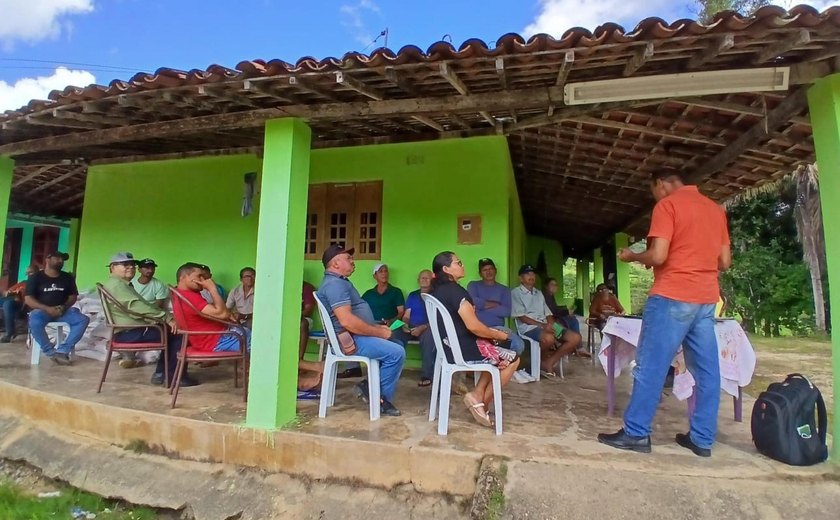 Adeal promove ação de educação sanitária com produtores rurais