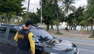 Covid-19: saiba como denunciar estacionamento nas orlas de Maceió