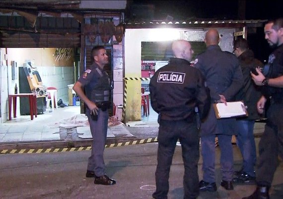Chacina deixa cinco mortos e três feridos em bares de Guarulhos
