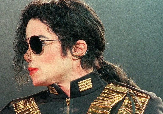 Dupla que acusa Michael Jackson em filme dá detalhes de abusos