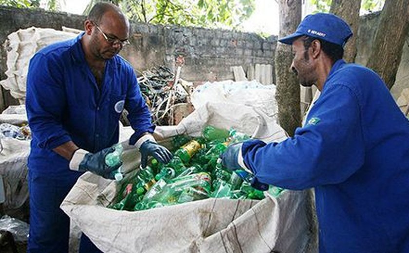 Prefeitura de São Paulo deixa catadores de material reciclável sem trabalho