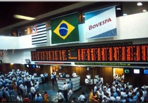 Bovespa opera em alta nesta terça-feira