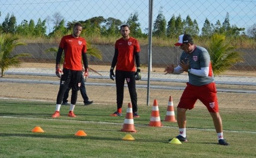 Neste domingo, CRB teve manhã de muito trabalho para o elenco