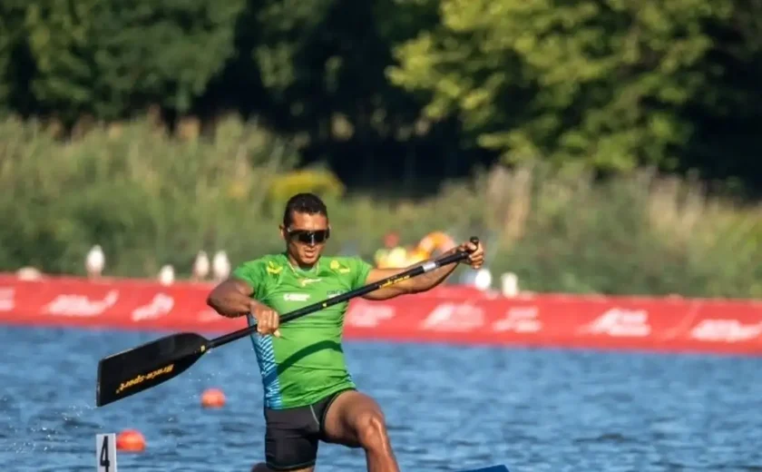 Isaquias Queiroz fica longe do pódio do Mundial de canoagem na Polônia