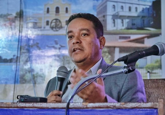 Rodrigo Buarque aposta na construção da regionalização para garantir mais acesso ao SUS