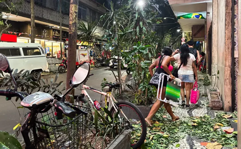 Rio de Janeiro tem duas mortes e um desaparecido depois de ventania