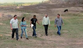 Prefeitura confirma construção de campo de futebol em Ibateguara