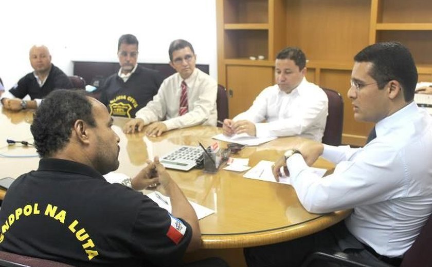 Governo de Alagoas diz que aumento pleiteado pelo Sindpol é ‘fora da realidade’