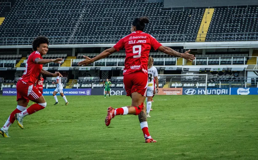 Inter aplica 3 a 0 no Santos fora de casa pelo Brasileirão Feminino