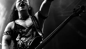 Cronos, vocalista e baixista do Venom, morre aos 63 anos