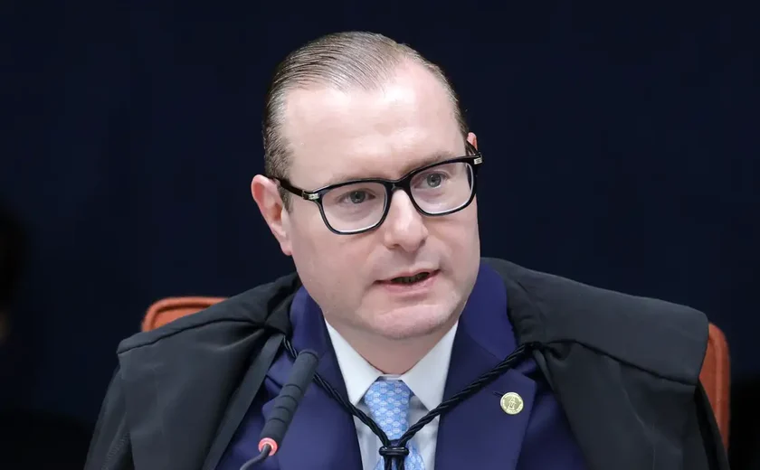 Cristiano Zanin nega liminar para obrigar Senado a instalar CPI sobre Master