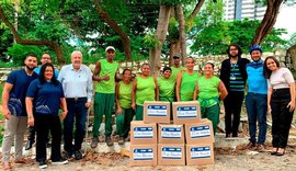 TJ/AL doa 187 kg de alimentos a cooperativa de recicladores em Maceió