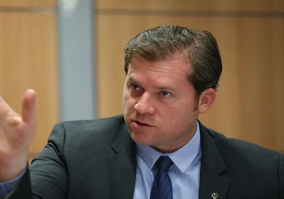 Jornalista Davi Soares é ofendido por ministro do Turismo