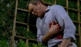 ‘Fina Estampa’: Vem aí! René leva tiro de Tereza Cristina