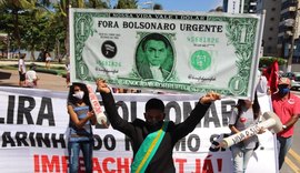 ‘FORA BOLSONARO’ mobiliza protesto na orla da capital alagoana