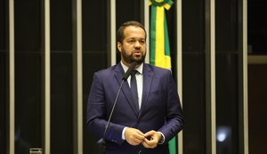 Em Brasília, secretário cita consulta pública e criação do Núcleo de Integridade como avanços na comunicação pública de AL