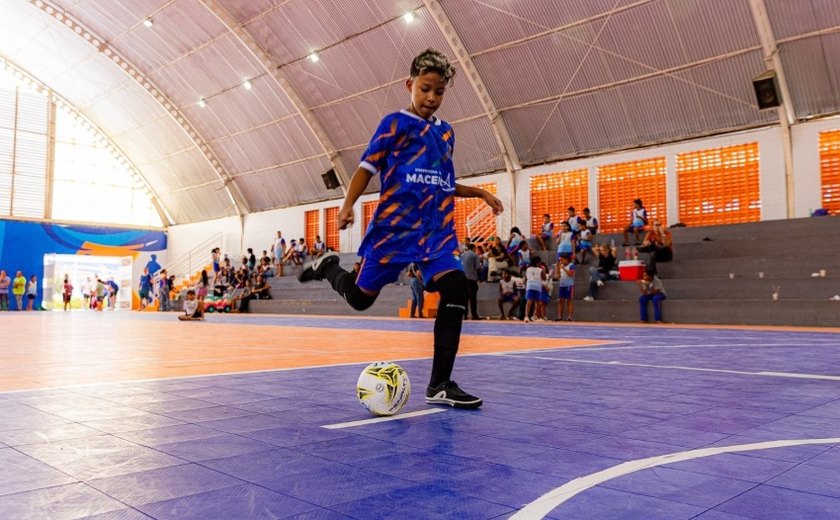 Atividade esportiva reúne 300 alunos no Gigantão Vila Olímpica