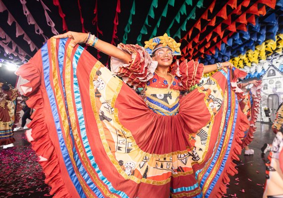 Noite de tradição e emoção marca a grande final do Concurso Municipal de Coco de Roda