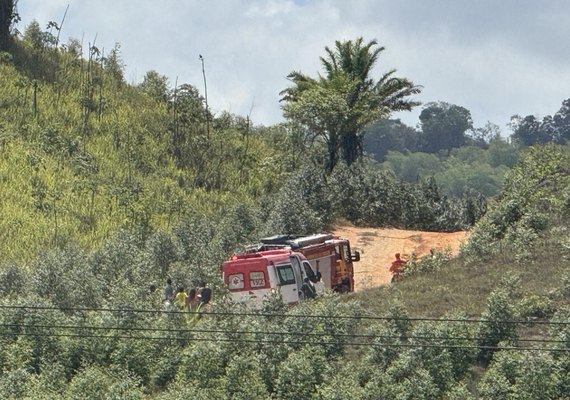 DEA atua em operação de salvamento de idoso em área de difícil acesso em Joaquim Gomes