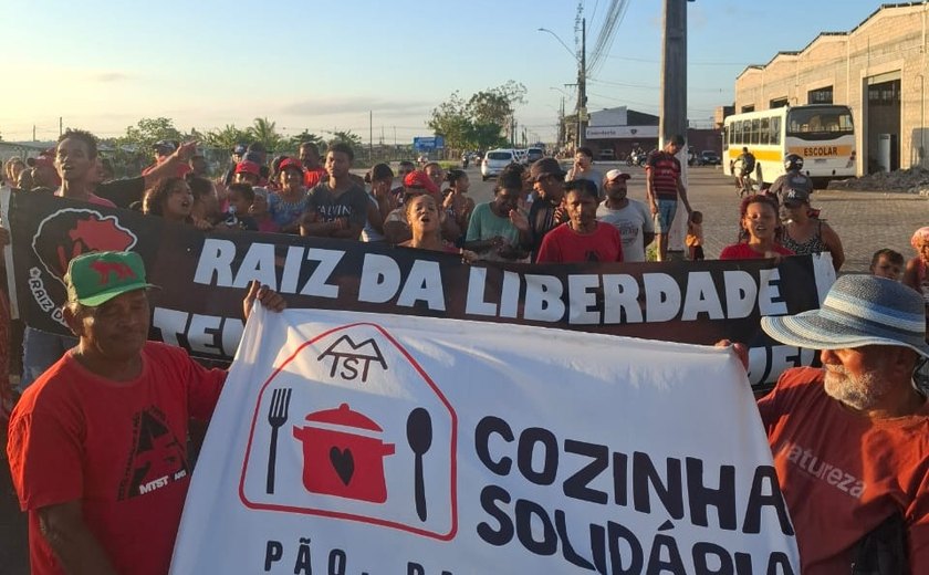 Cozinha solidária da Ocupação Tereza de Benguela alimenta 800 pessoas e se consolida como espaço de resistência e formação popular em Maceió