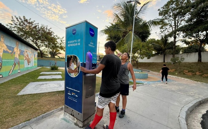 Prefeitura instala mais quatro estações de hidratação em Maceió