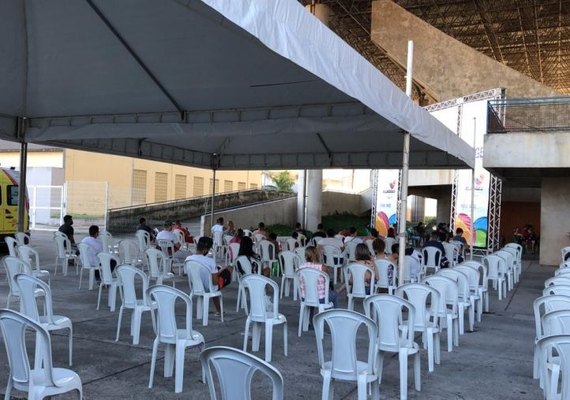 Fluxo de pessoas duplica e Secretaria de Saúde reestrutura Central de Triagem do Sesi