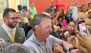 Bolsonaro diz em Maceió que quer voltar à Presidência