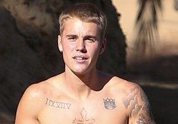 Justin Bieber golpeia fã com soco em Barcelona, diz 'TMZ'