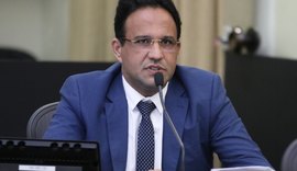 Assembleia discute exigência de certidão de antecedentes para profissionais que atuam com criança