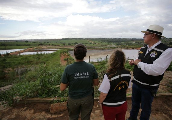 FPI autua e interdita obra em frigorífico de Arapiraca por irregularidades