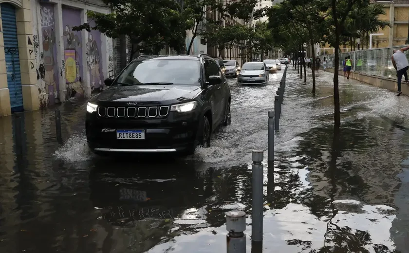 Chega a 11 número de mortos por causa da chuva no Rio