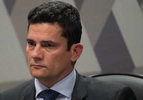 Moro dá razão à defesa de Lula sobre perícia nos recibos
