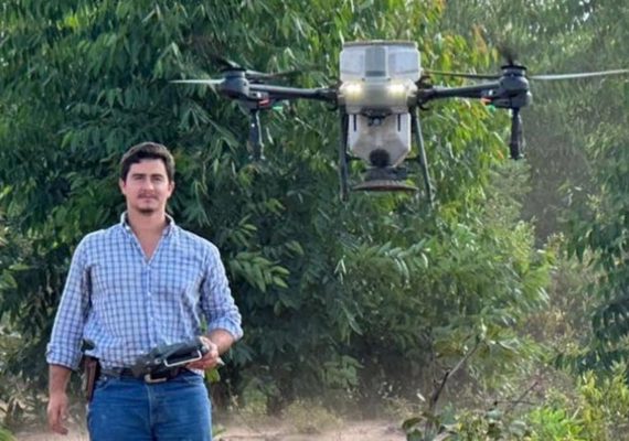 Jovem conquista drone de R$ 150 mil com consórcio do Sicredi