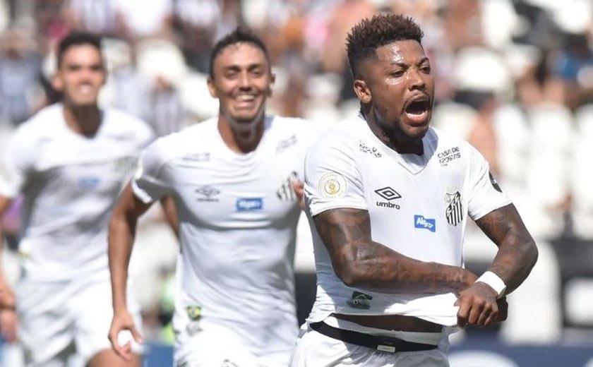 Com golaço de Marinho, Santos vence Botafogo e encosta na liderança