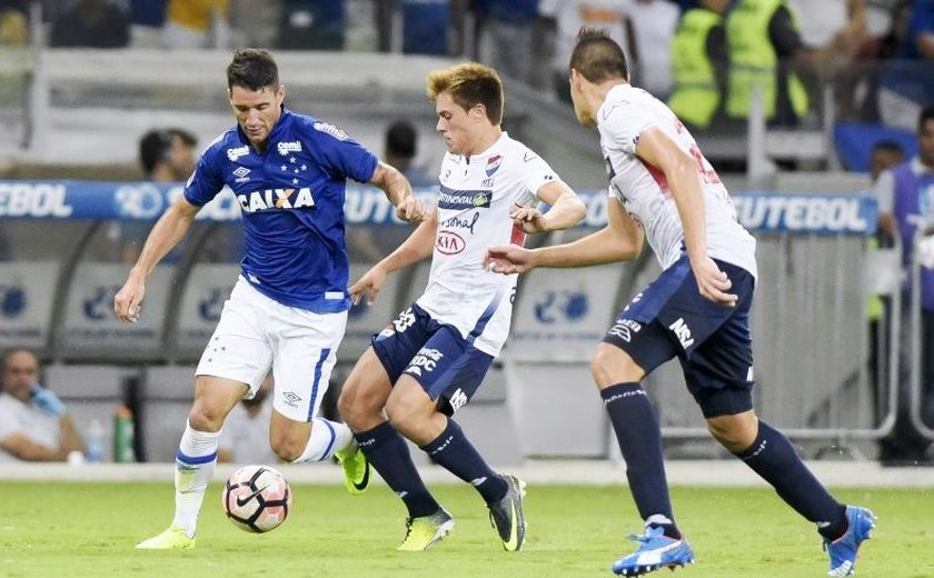 Thiago Neves vibra com 2º gol pelo Cruzeiro e diz que tem mais a evoluir