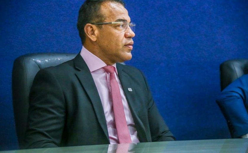 Câmara propõe lei que obriga estabelecimentos de grande porte a contratar bombeiros civis