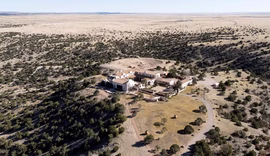 Polícia de Novo México começa buscas em rancho que pertenceu a Jeffrey Epstein