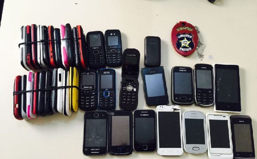 Idoso é preso com 36 telefones celulares sem notas fiscais em Santana do Ipanema