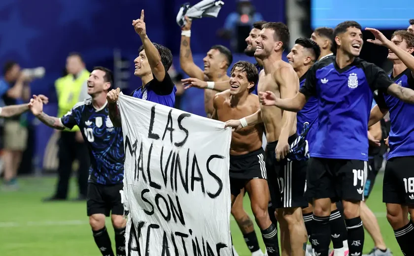 Ato de jogadores argentinos reacende debate sobre domínio das Malvinas
